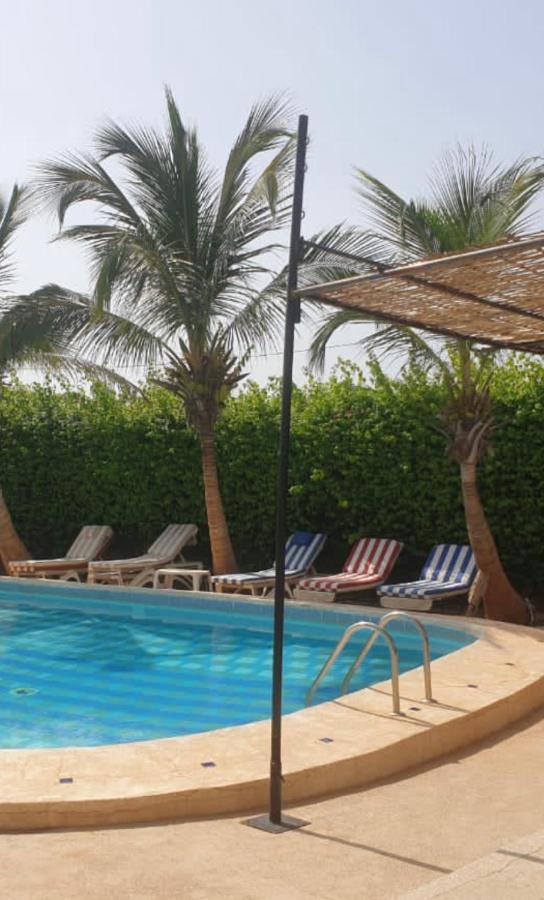 Fadu'Gh Villa Somone Exteriör bild