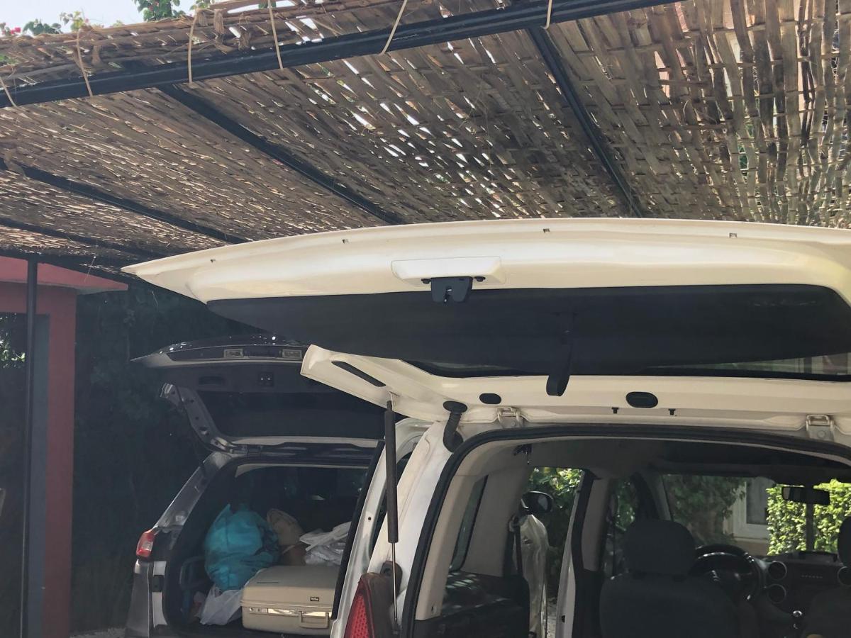 Fadu'Gh Villa Somone Exteriör bild
